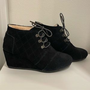 TOMS Winter Wedges